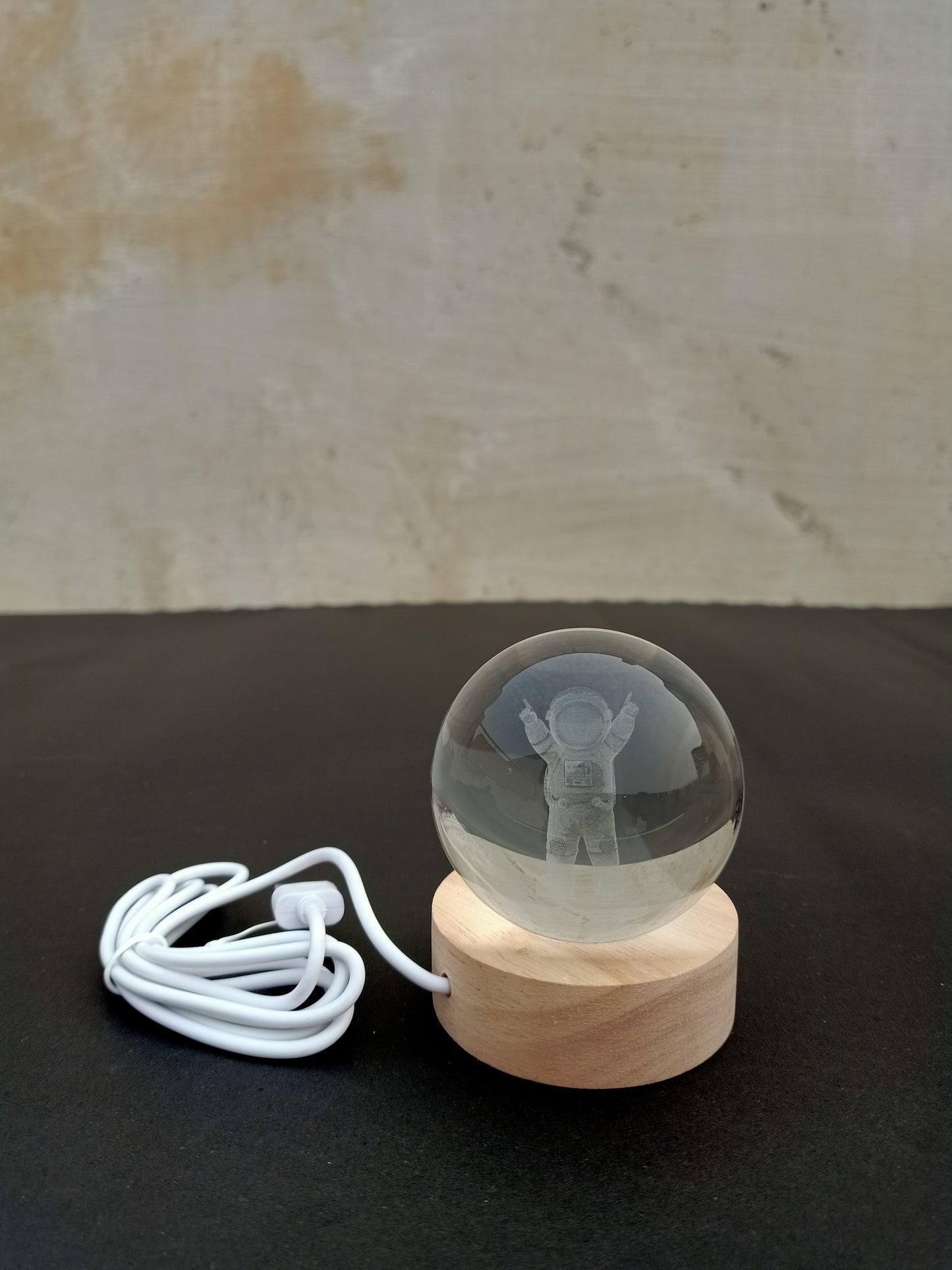 Crystal Astronaut Lamp